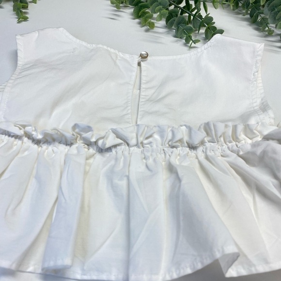 Copper Key Ruffled Cold Shoulder Top Size S - Picture 4 of 11